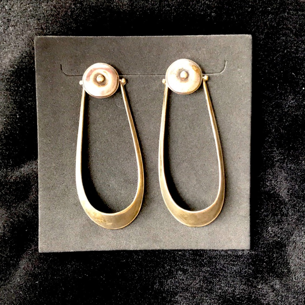 Plata Nativa tarnished silver coloured earrings